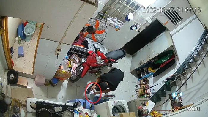 TP.HCM bắt được nghi phạm trộm cắp xe máy ở khu trọ nhờ camera quan sát